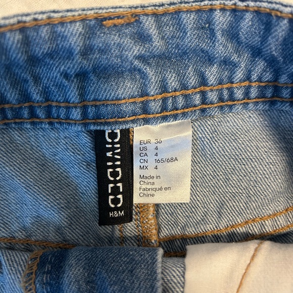 H&M DIVIDED Distressed Denim Skirt - Picture 2 of 3